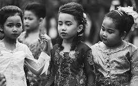 Sekolah ditutup, ibu bapa perlu melakukan tugasan kerja di rumah, malahan hubungan sosial dan pergerakan terbatas. Bahaya Sindrom Hurried Child Ibu Bapa Jangan Beri Tekanan Kepada Anak Anak Iluminasi