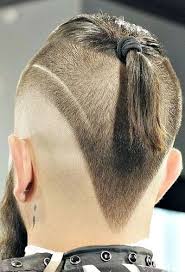 2 Of The Most Fabulous Looking Side Undercut Ponytail Hairstyle The male fashion industry has been buzzing over a fantastic new approach to styling up top, and it's known as the long undercut. side undercut ponytail hairstyle