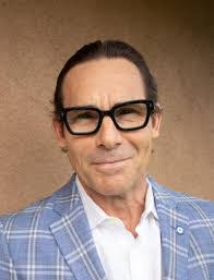 Tracy Huss's Instagram, Twitter & Facebook