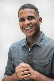 A huge #burger model is seen near a shopping mall in Shenyang, capital of  northeast #China's Liaoning Province