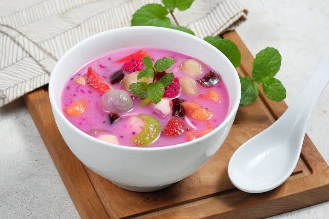12 Cara Membuat Es Buah Segar dan Nikmat di Rumah!