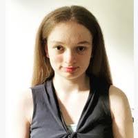 Mia Carver's Instagram, Twitter & Facebook