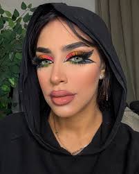 𝖫𝗈𝗏𝖾 𝗂𝗌 𝗅𝗂𝗄𝖾 𝖺 𝖻𝗎𝗍𝗍𝖾𝗋𝖿𝗅𝗒, 𝖺 𝗋𝖺𝗋𝖾 𝖺𝗇𝖽  𝗀𝖾𝗇𝗍𝗅𝖾 𝗍𝗁𝗂𝗇𝗀. 🦋 @nourhamzzaa