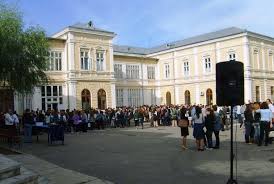 Pe locul 6 se află colegiul național mircea cel bătrân din cele mai căutate licee din ţară rămân colegiul naţonal gheorghe lazăr colegiul naţional sfantul sava sau colegiul naţional de informatică tudor vianu toate din. Murgoci Balcescu Si Iorga In Topul Celor Mai Bune Licee Din Romania Probraila Stiri Braila