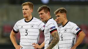 Born 4 january 1990) is a german professional footballer who plays as a midfielder for la liga club real madrid and the germany national team. Real Madrid Kroos Hits 100 For Germany As Com