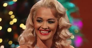 Naine nagu jumalanna! Rita Ora laob liibuvas kleidis paremad palad letti