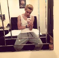 Dean Charles Chapman Buscar Con Google Dean Charles Chapman Dean Chapman