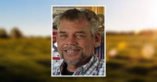 Austin Klatt's Instagram, Twitter & Facebook