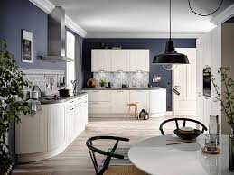 Lotus Weiss Hackerkuchen Hacker Weissekuche Landhaus Moderncountry Countystyle Rundekuche Arcade Kuchenplanun Hacker Kuchen Haus Kuchen Moderne Kuche