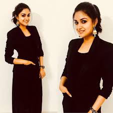 This is a classic indian hairstyle that goes great with naturally wavy hair. Top 10 South Indian Style Hairstyles For Round Faces Keep Me Stylish