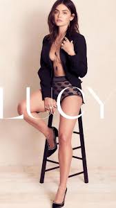 Lucy Hale : rCelebThighs