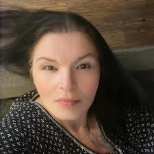 Do shelters for ponies need kickboards?