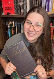 📚Avery Kay ✨Aspiring Author✨ (@day.dreamers.library)