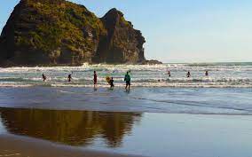 Please arrive 20 minutes early for the northern explorer. Piha Das Leben Ist Ein Strand Und Manchmal Eine Welle Passenger On Earth