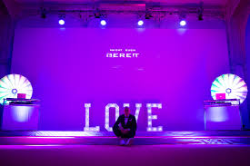 Dj falko bietet ihnen eine mobile photobooth ecke allerhöchster qualitätsstandards. Grimmis Fun Factory Hannover Dj Fotobox Hochzeit Event Grimmis Fun Factory