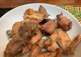 Sudah tahu cara menggoreng ala deep fry supaya makanan yang digoreng semakin teknik deep frying biasanya dipakai di restoran cepat saji yang menyajikan ayam sementara, supaya bagian dalam makanan matang sempurna, perlu waktu beberapa. Cara Gampang Menyiapkan Ayam Pop Sempurna Resep Pepes Ayam Bunda