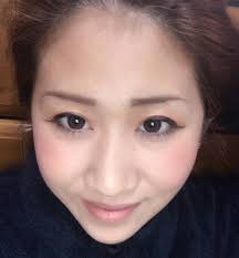 そのメイクがおばさん顔に ひと塗りで女優のような美肌 写真加工なみの最強化粧下地が話題 beauty lab メイク 美肌メイク ビューティーアドバイス