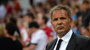 Синиша михајловић, pronounced sǐniʃa mixǎːjloʋitɕ; Sinisa Mihajlovic War Patrick Vieira And Adrian Mutu Eurosport