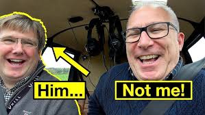 Glider ditches in the sea