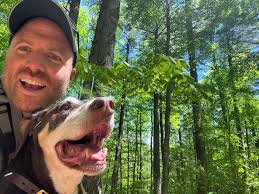 What a fantastic walk with our Swansea Carers outdoor gang today. A  beautiful circular from Bishopston through Hareslade, down to Brandy Cove  and Pwlldu which we had to ourselves for lunch! 😊