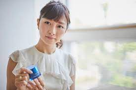 600円なのに 飲んで食べても落ちないと話題 セザンヌ 魔法のティント を徹底解剖 美白 美容 小顔マッサージ