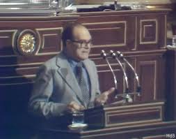 UCD y PSOE suprimen la figura de los senadores reales anulando cualquier  poder del Rey en cámaras legislativas - La Hemeroteca del Buitre