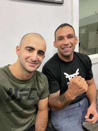Werdum has finally revealed the origin of the face, and it's more serious than it is funny. Giga Chikadze Man Who Taped Fedor In 1 Min Bjj Simplythebest Thank U Fabricio Werdum For Great Pray Facebook