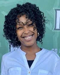 Leslie Ray's Instagram, Twitter & Facebook