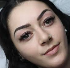 NANO BROW TRANSFORMATION 👀✨ Brows upgraded from meh to MESMERIZING 💁‍♀️  Because great brows don't happen by chance—they happen by appointment 😏  #kellykreation #nanobrows #nanostrokes #brows #browtransformation #pmubrows  #pmueyebrows #pmudesign