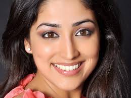 Image result for yami gautam in action jackson blue saree