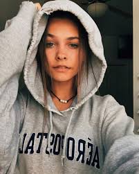 20 Cute Selfie Ideas Pictures Cute Selfie Ideas Cute Instagram Pictures Selfie Poses Instagram