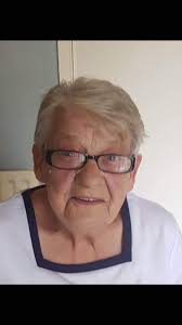 It is with heavy heart that I post this today. To let everyone that knew  our Mum ,Mary Burns (Park) died suddenly