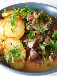 Rognons Sautes Sauce Madere Cooking And Cakes Recettes De Cuisine Sauce Madere Plat