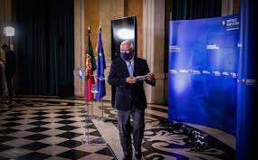 Foram diagnosticados 10.027 novos casos, um deles o assessor de imprensa do presidente da república, paulo magalhães. Comercio Restauracao E Empresas O Que Muda Com O Novo Estado De Emergencia Economia Jornal De Negocios