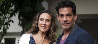 Cada episodio estará compuesto por batallas de knockout, las cuales consistieron en parejas del mismo equipo, cuyos integrantes se enfrentaron cantando cada uno, la canción de su audición a ciegas, de forma. Angelica Castro Y Cristian De La Fuente Se Lucen En Cumpleanos De Luis Fonsi Pudahuel
