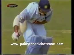 Shoaib Akhtar Injures Sourav Ganguly With A Bouncer Youtube