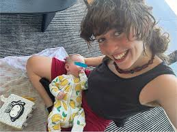 Looking for something new with your baby/toddler? Why don't you come along  to 2 stay play and learn at Early Years Scotland