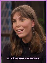 Anita Medeiros's Instagram, Twitter & Facebook