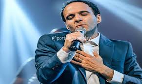 Henrique Carmellino lança o EP autoral “Caminhada”, adoração, fé e  reverência