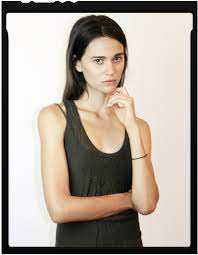 Rachel finninger, whose high cheekbones and olive complexion owe to a german and native american heritage, was a breakout face this resort season: Rachel Finninger Newfaces