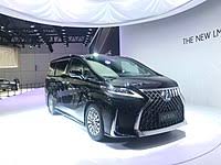 レクサス・ux, rekusasu ux) is a subcompact luxury crossover suv from lexus, a luxury division of toyota. List Of Lexus Vehicles Wikipedia