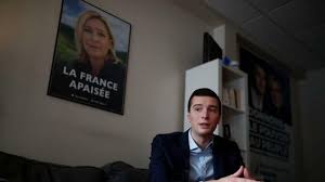 Alors que les sondages annoncent de plus en plus. Maine Et Loire Marine Le Pen Et Jordan Bardella Dans Le Vihiersois Redon Maville Com