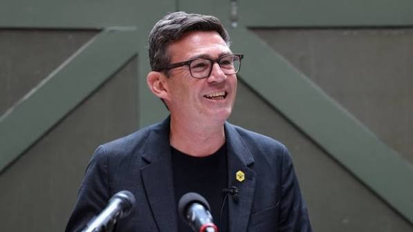 Andy Burnham is styled as the everyman, but critics say Britain's next PM is a ruthless 'career politician' - ABC News