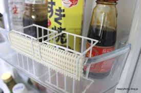 ケチャップ マヨネーズ収納 セリアのカトラリーラック で完成 happy living 削ぎ家事研究室 powered by ライブドアブログ 収納 アイデア 収納 セリア 冷蔵庫 収納