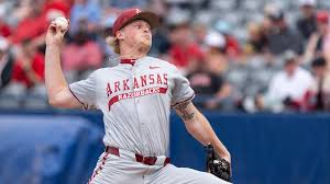 LIVE UPDATES: Razorbacks face elimination against Northwestern