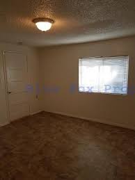 Located behind the main house this condo has it all all utilities included spacious living room with a wood burning fireplace opens up to the fully equipped kitchen. All Utilities Included Cute 1 Bedroom 1 Bath Apartment For Rent In Tucson Az Apartments Com