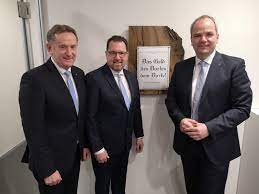 Die besten immobilienangebote in husum & umgebung jetzt finden & ihrem traum näher sein statt den erstbesten makler zu nehmen. 150 Jahre Vr Bank Westkuste Offener Kanal Schleswig Holstein