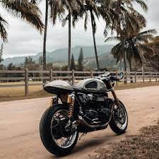 Racingcafes On Instagram A Beautiful As Usual Triumph From Thruxtonboys Tag A Friend Who Would Like This Bike Tag Us Bike Triumph Triumph Motorcycles