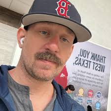 The Boston Celtics gifted the Truth Paul Pierce with a Championship ring  💍☘️👏🏽 #CelticsNation