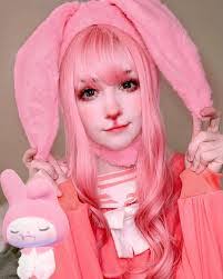 Tina Chivers's Instagram, Twitter & Facebook